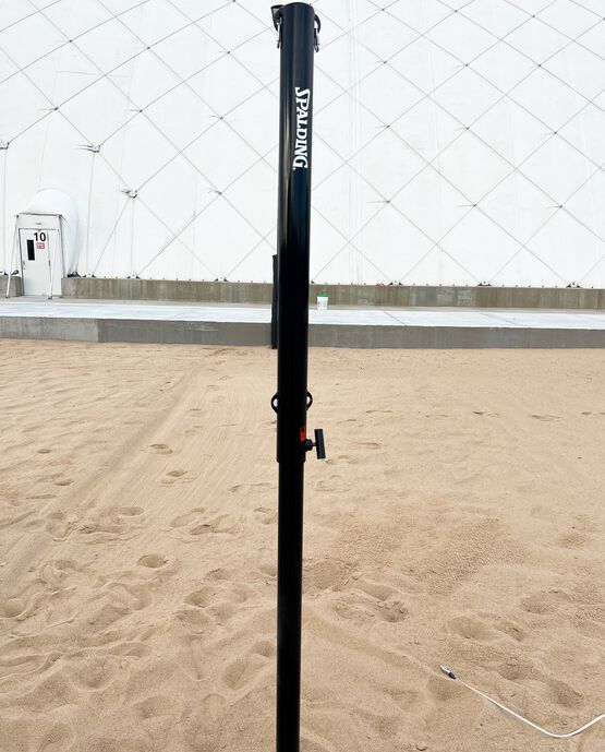 ONE-COURT BEACH VOLLEYBALL SYSTEM WITH SAND ANCHOR