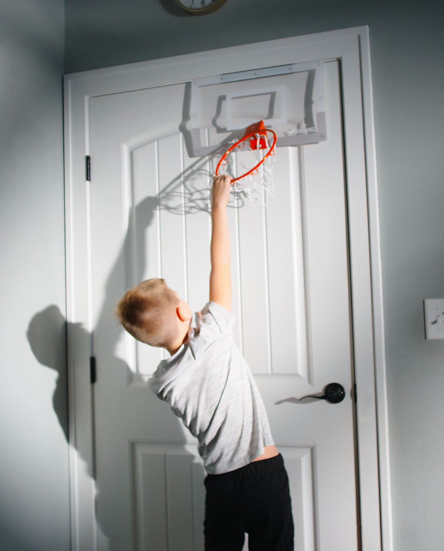 SLAM JAM OVER-THE-DOOR MINI BASKETBALL HOOP