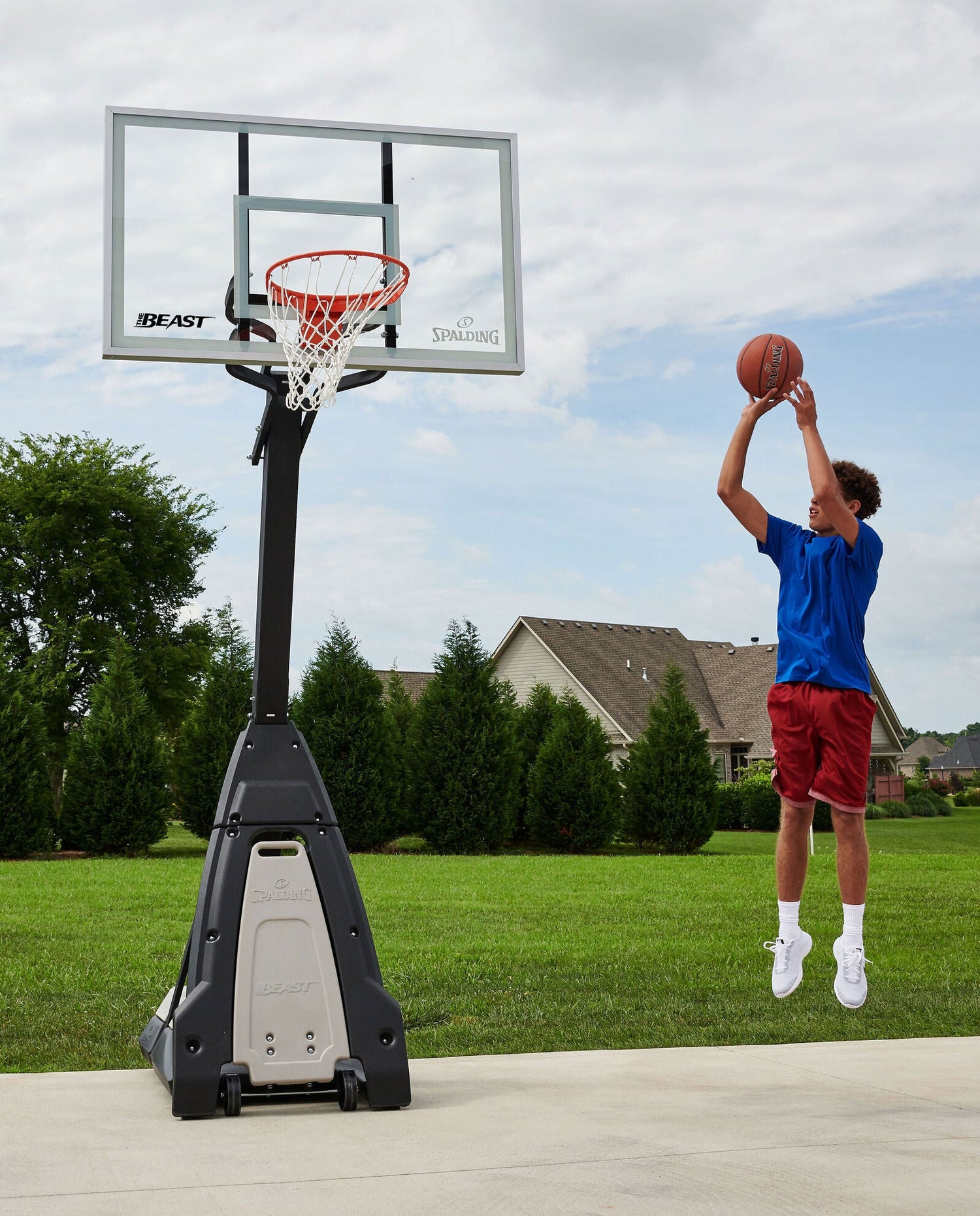 THE BEAST® PORTABLE BASKETBALL HOOP, 60” (Glass)